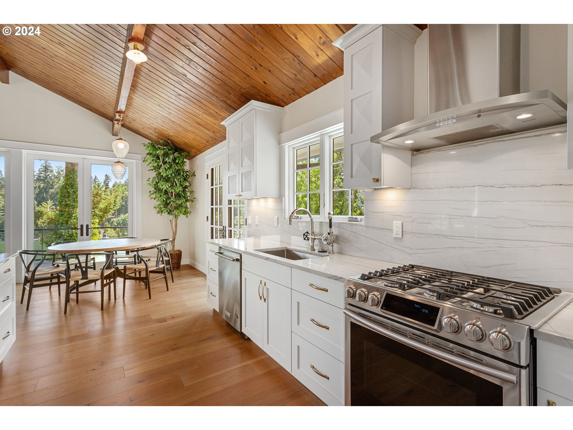 16464 Southwest Wilsonville Road Wilsonville, OR 97070 - Photo 15 of 48 Gallery Image 15