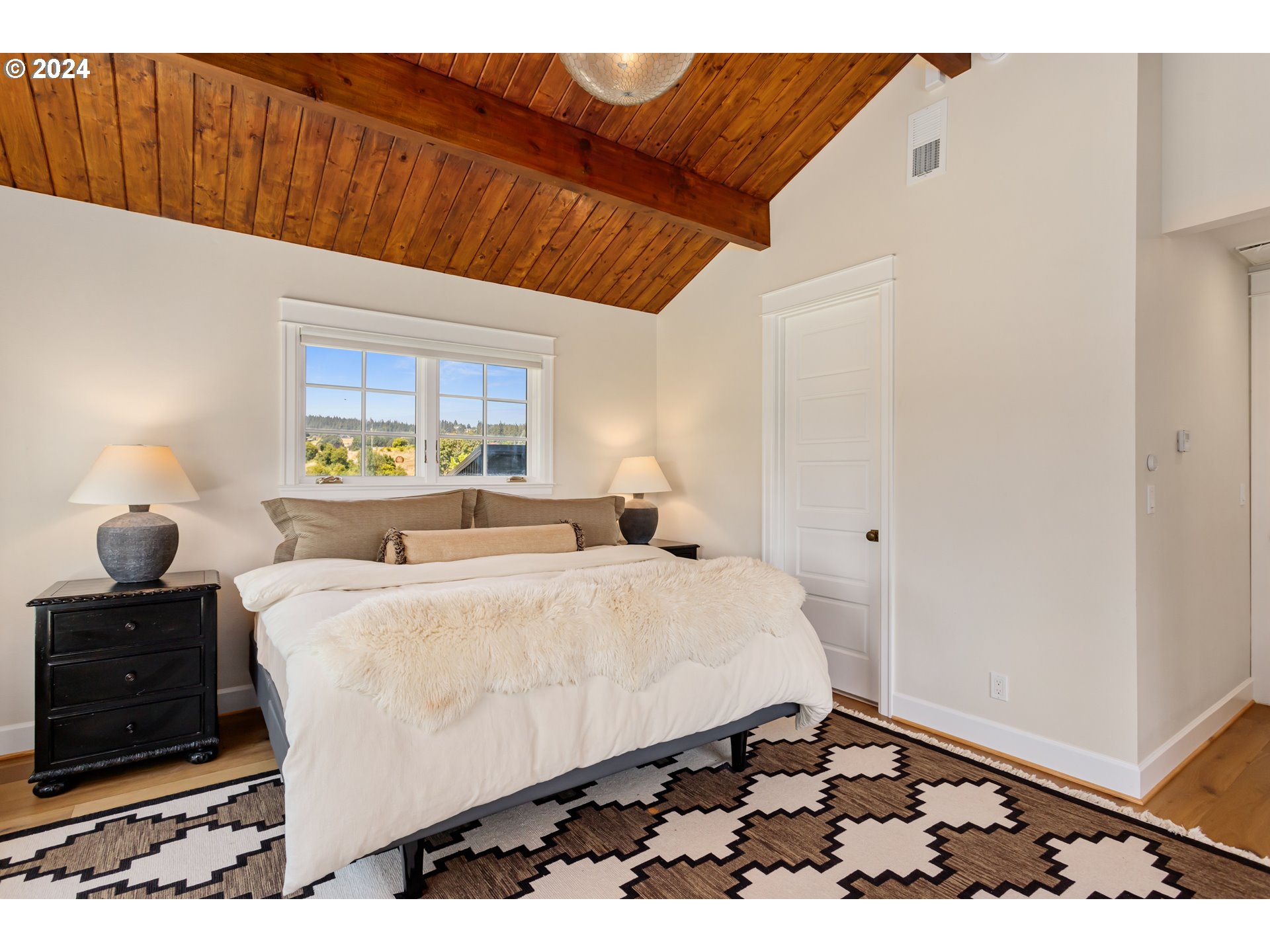 16464 Southwest Wilsonville Road Wilsonville, OR 97070 - Photo 17 of 48 Gallery Image 17