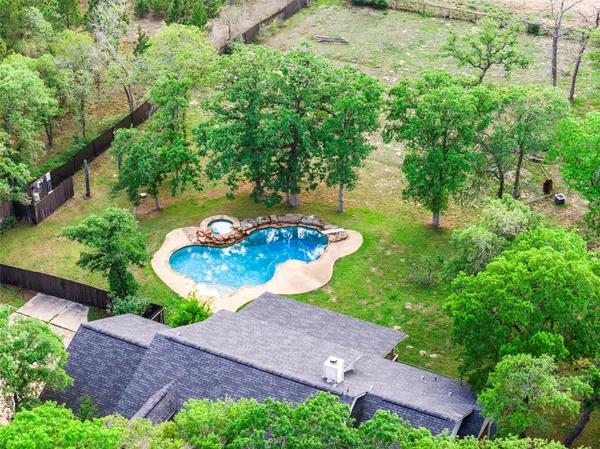 $699,000 | 120 Juniper Trail, Elgin, TX 78621