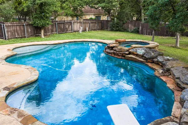 $699,000 | 120 Juniper Trail, Elgin, TX 78621