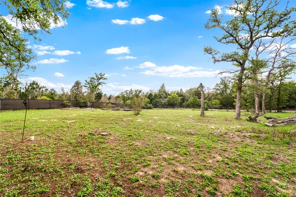 $699,000 | 120 Juniper Trail, Elgin, TX 78621