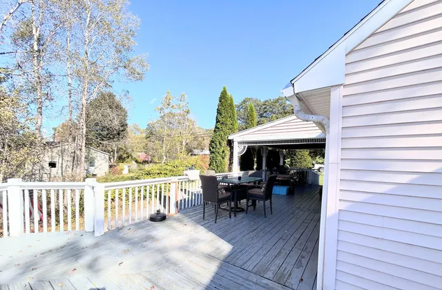 $560,000 | 343 Birch Point Road, Wiscasset, ME 04578