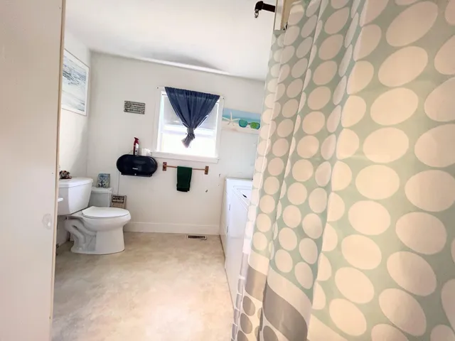 $560,000 | 343 Birch Point Road, Wiscasset, ME 04578