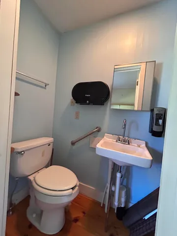 $560,000 | 343 Birch Point Road, Wiscasset, ME 04578