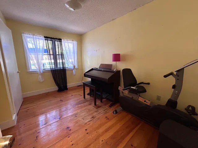 $560,000 | 343 Birch Point Road, Wiscasset, ME 04578