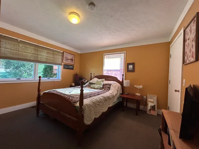 $560,000 | 343 Birch Point Road, Wiscasset, ME 04578