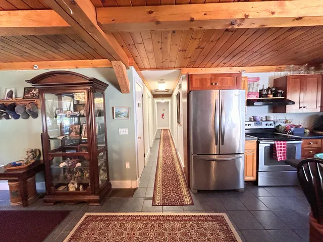 $560,000 | 343 Birch Point Road, Wiscasset, ME 04578