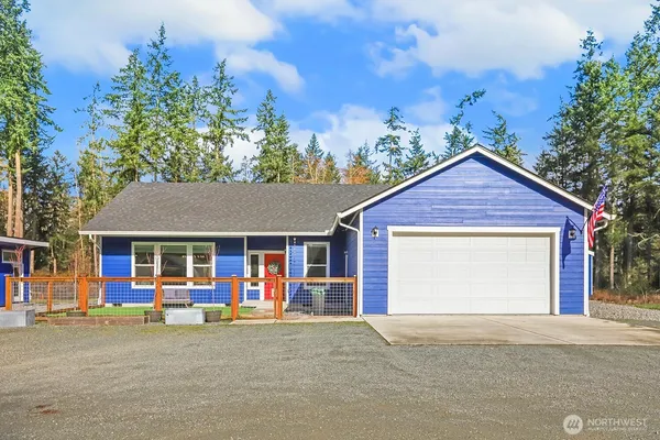 $1,250,000 | 3237 Hilberg Lane, Clinton, WA 98236
