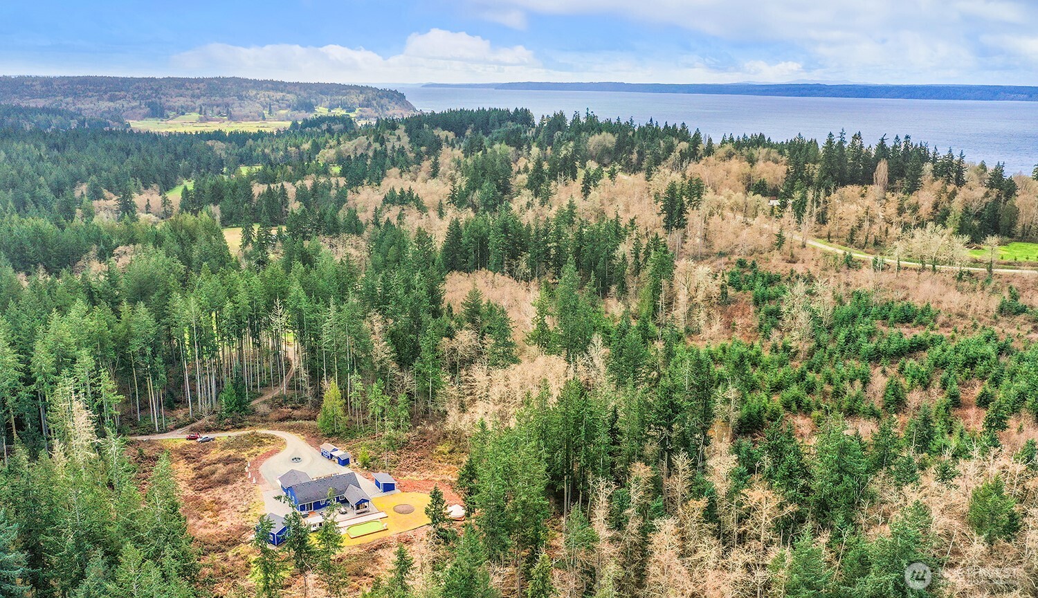 3237 Hilberg Lane Clinton, WA 98236 - Photo 37 of 40