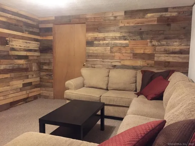 $3,600 | 26 Couch Street, Norwalk, CT 06854