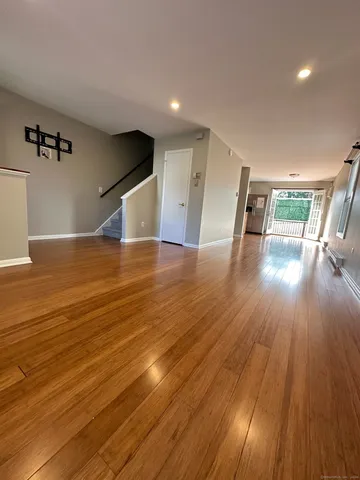 $3,600 | 26 Couch Street, Norwalk, CT 06854