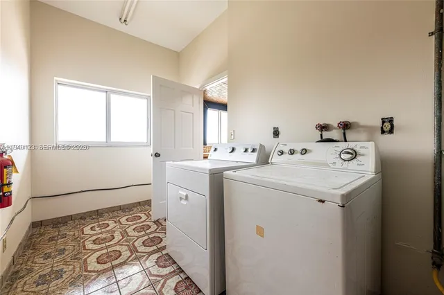 $4,500 | 236 North Federal Highway, Unit 201, Dania Beach, FL 33004