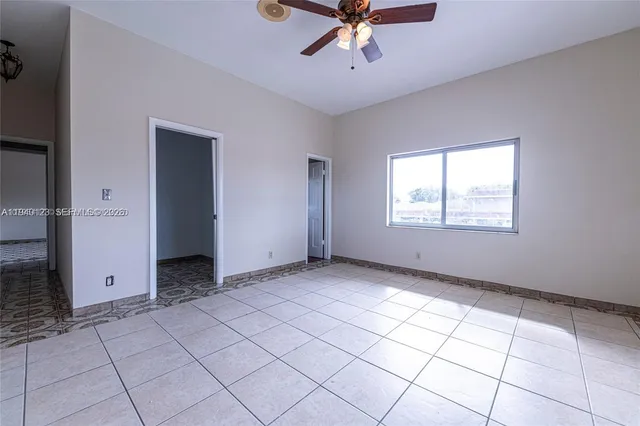 $4,500 | 236 North Federal Highway, Unit 201, Dania Beach, FL 33004