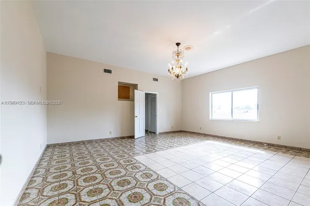 $4,500 | 236 North Federal Highway, Unit 201, Dania Beach, FL 33004