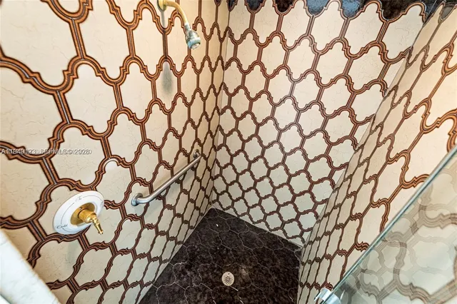 $4,500 | 236 North Federal Highway, Unit 201, Dania Beach, FL 33004