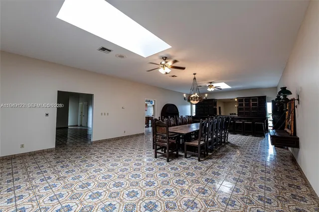 $4,500 | 236 North Federal Highway, Unit 201, Dania Beach, FL 33004