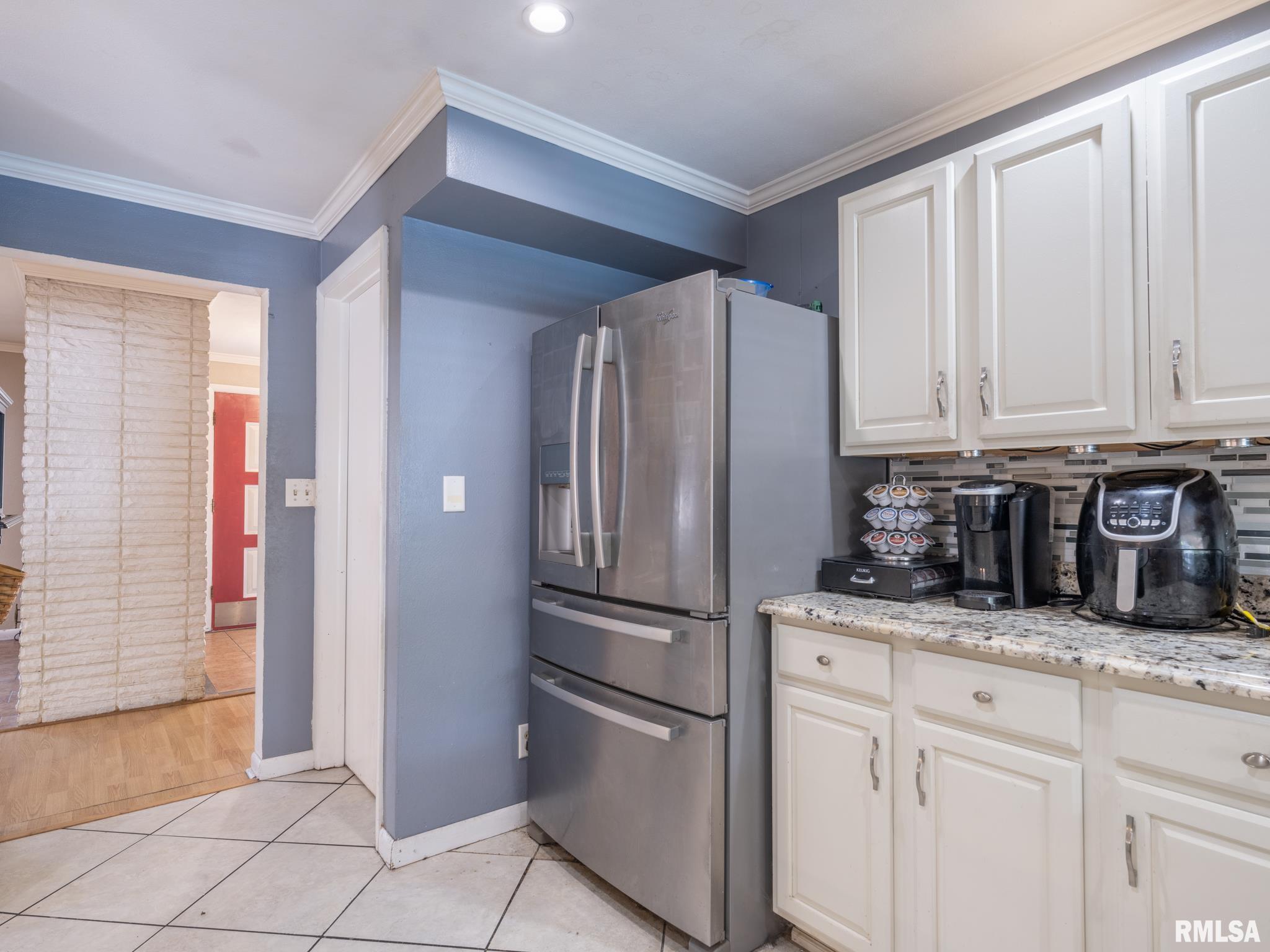 2106 Willow Street Pekin, IL 61554 - Photo 25 of 43