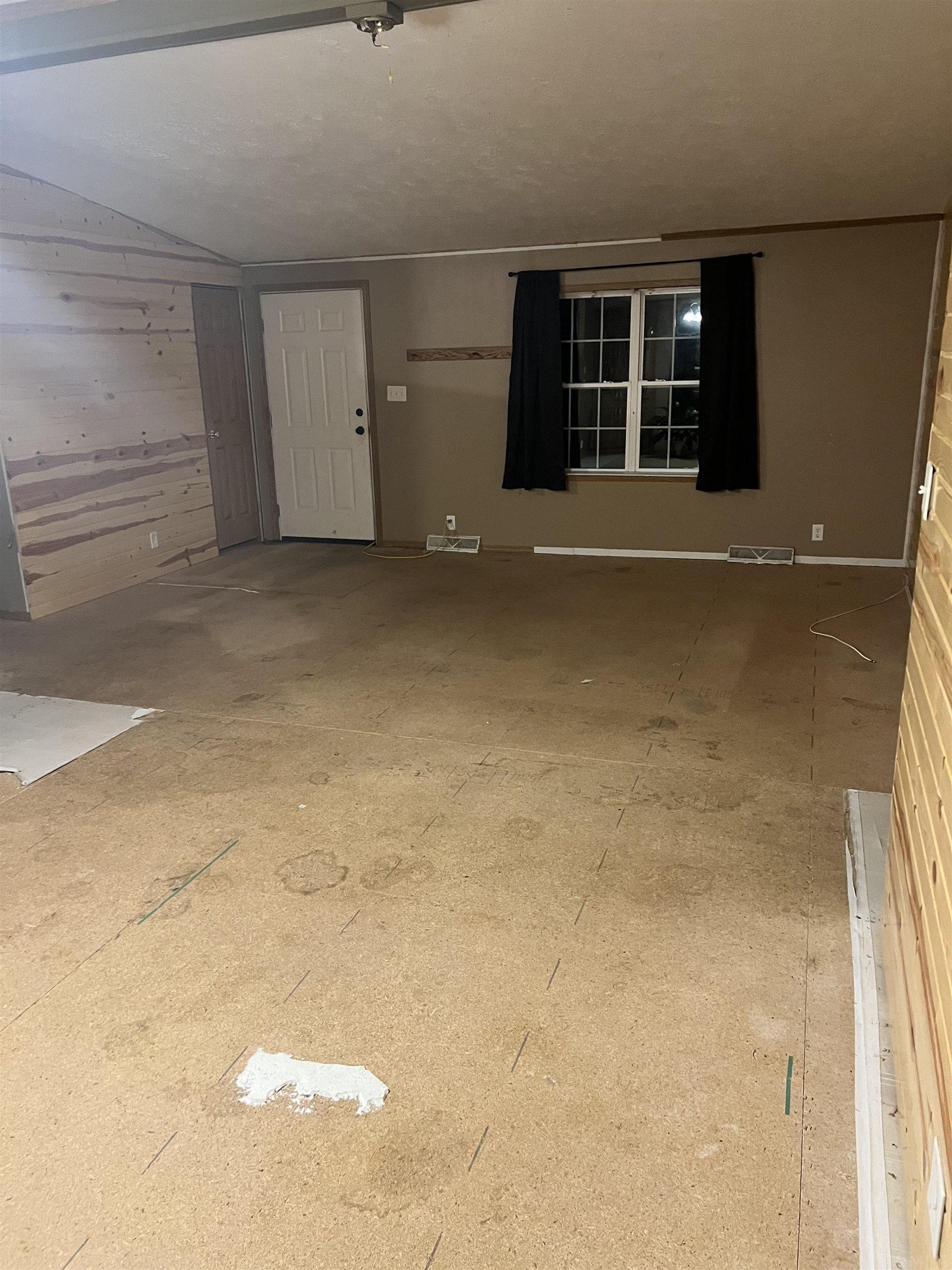3126 White Road Spencer, IN 47460 - Photo 3 of 10