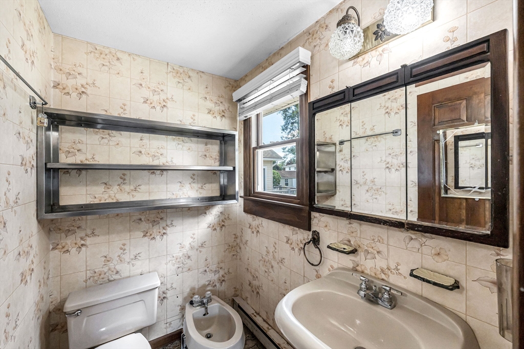 169 Country Road Agawam, MA 01001 - Photo 26 of 41