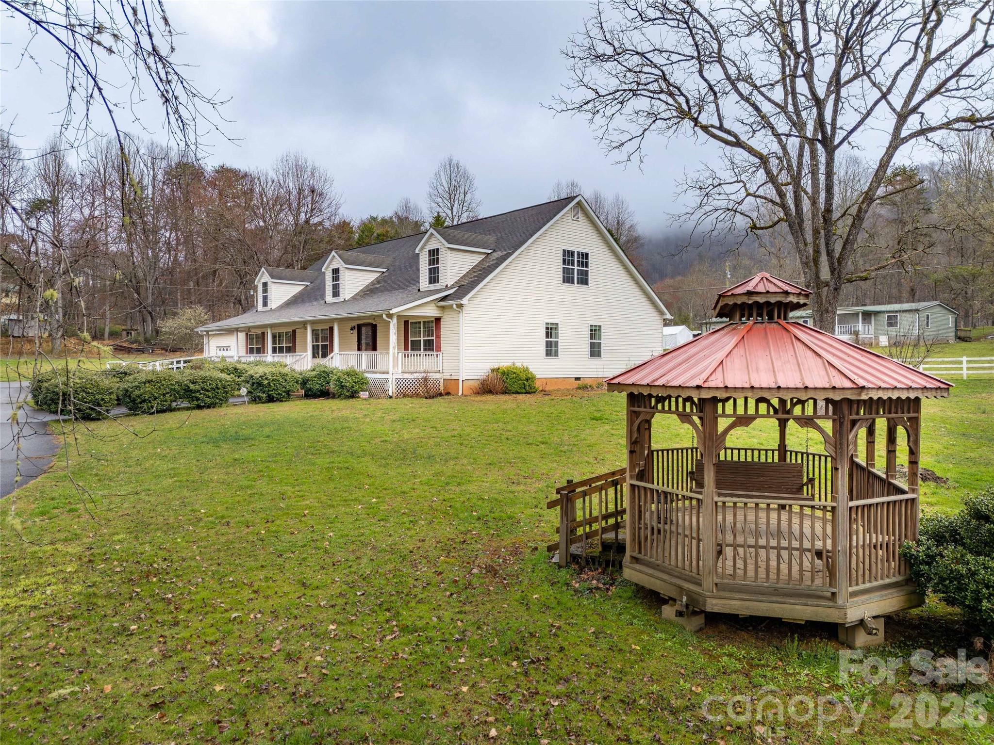 1564 Camp Creek Road Whittier, NC 28789 - Photo 3 of 36