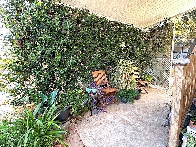 8975 Lawrence Welk, Unit 33 Escondido, CA 92026 - Photo 10 of 12