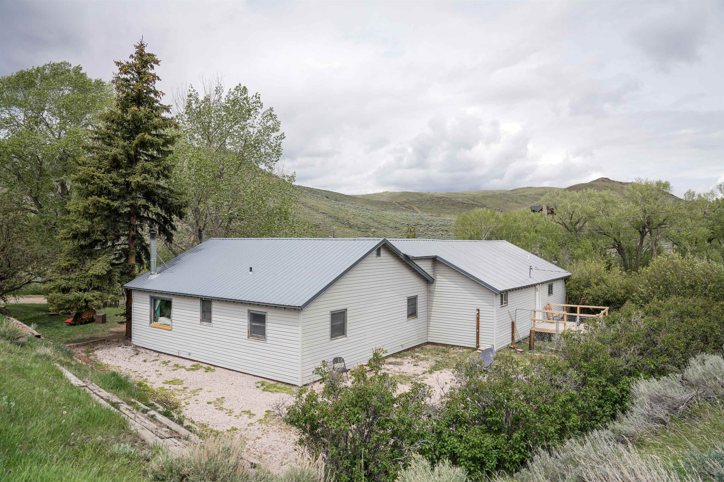 13 Deer Road Jelm, WY 82063 - Photo 3 of 47