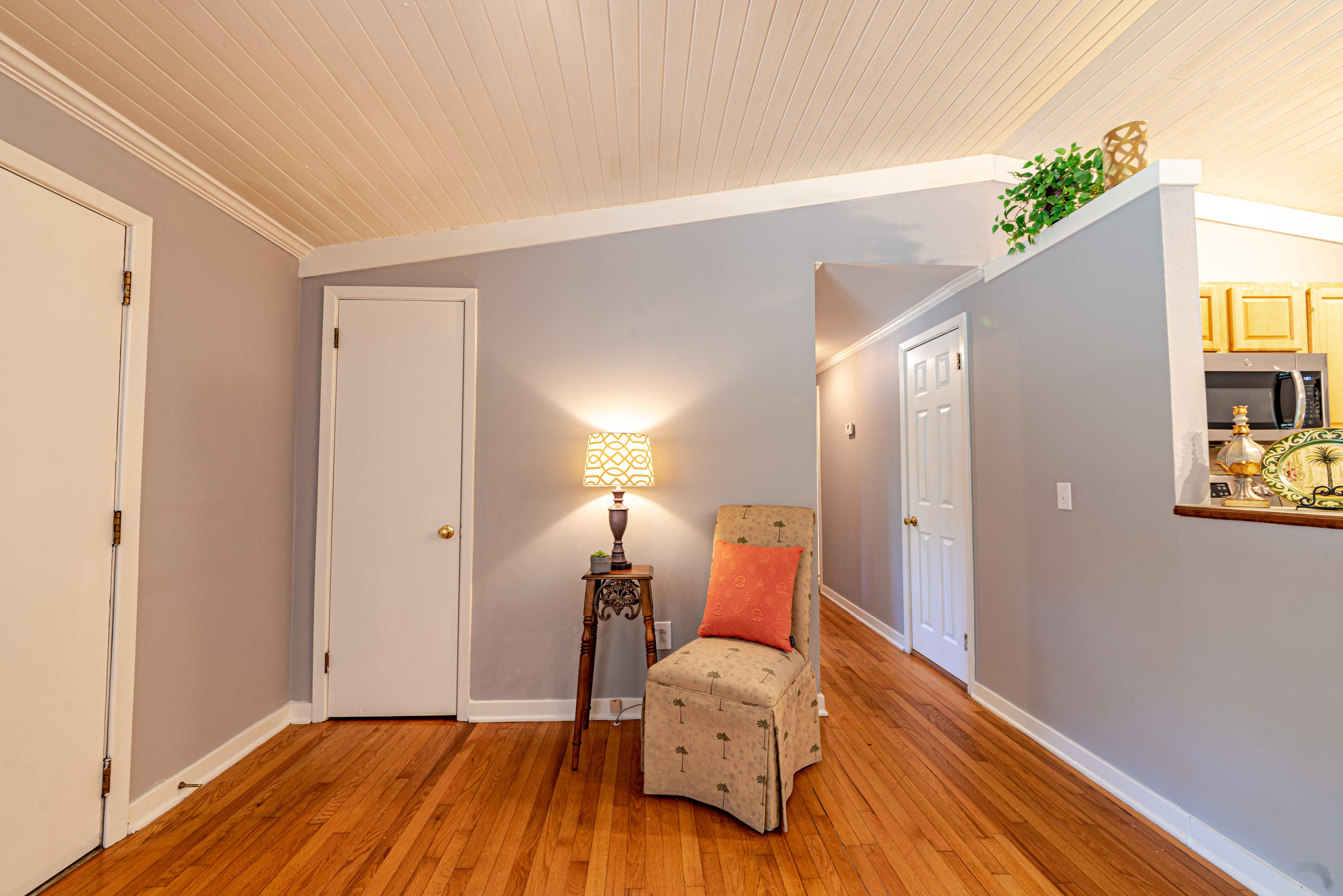 304 Pineland Road Walterboro, SC 29488 - Photo 4 of 25 304 Pineland Road