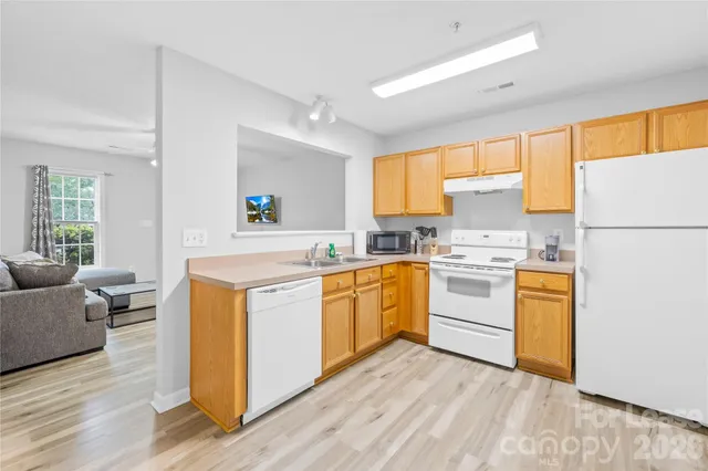 $1,500 | 118 Steam Engine Drive, Unit 108, Mooresville, NC 28115