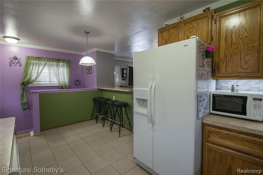 7526 Superior Street Center Line, MI 48015 - Photo 7 of 24