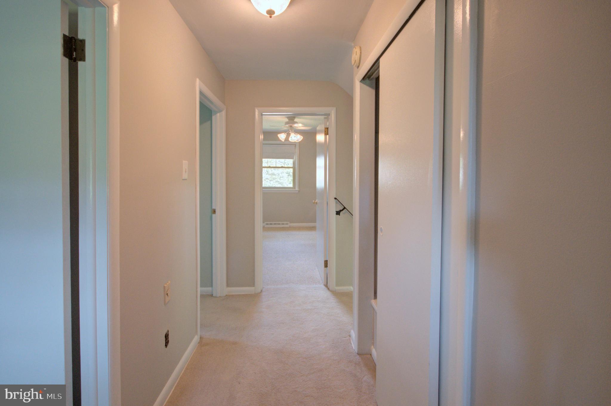 497 Falcon Road Wayne, PA 19087 - Photo 11 of 20 Hall