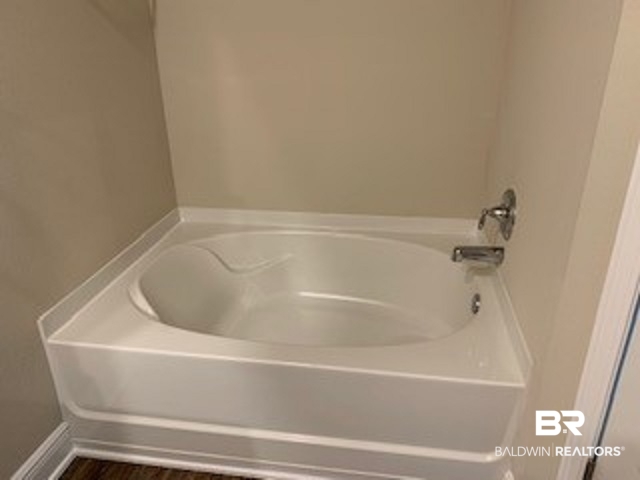 19337 Kudu Avenue, Unit 34 Foley, AL 36535 - Photo 12 of 19 Master soaking tub