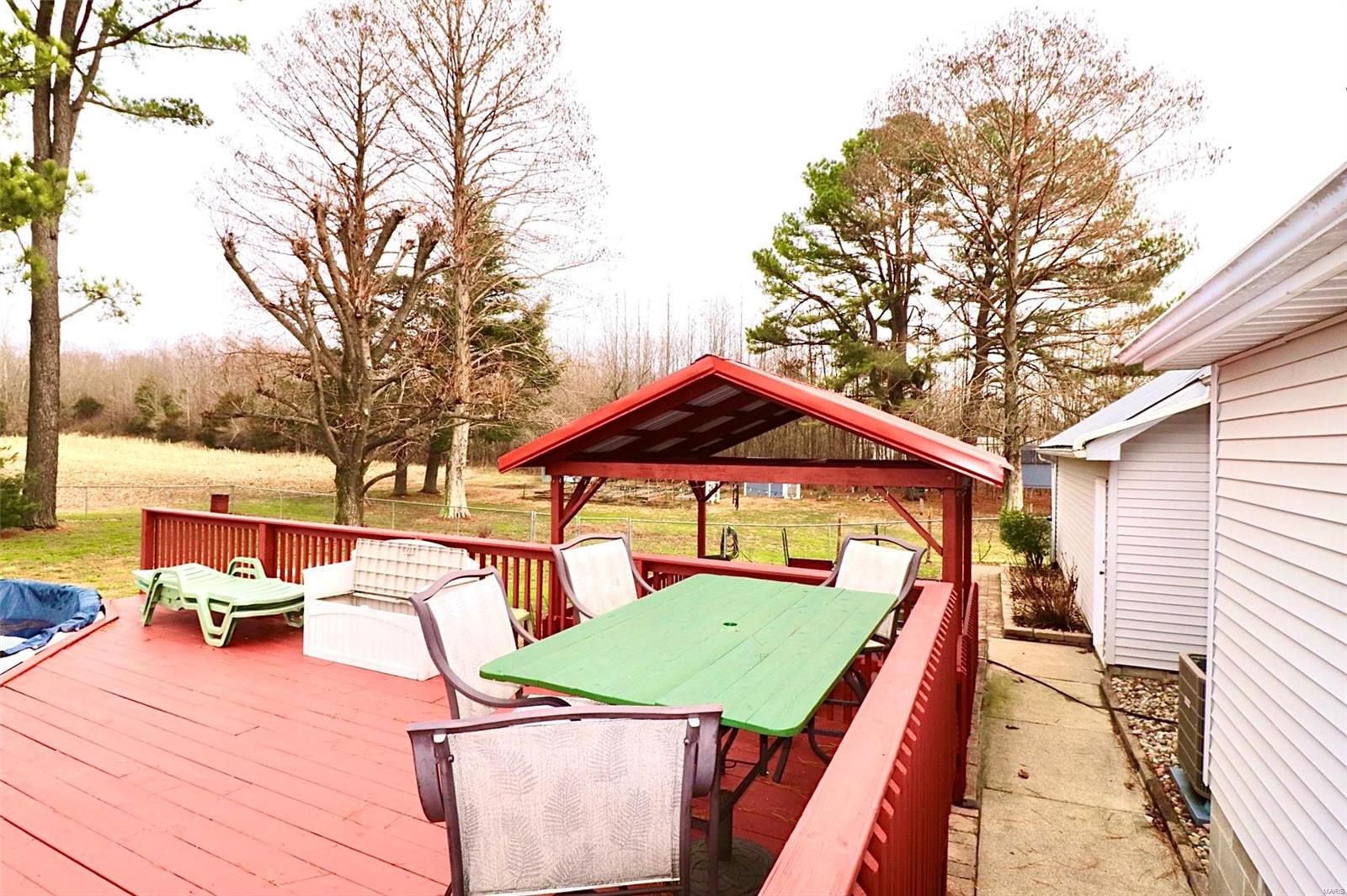 18240 Galatia Post Road Marion, IL 62959 - Photo 4 of 29