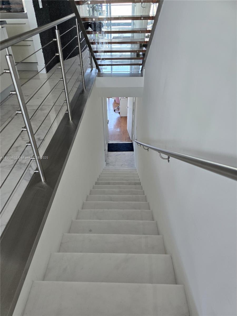 2950 Northeast 188th Street, Unit 501 Aventura, FL 33180 - Photo 31 of 46 a view of entryway