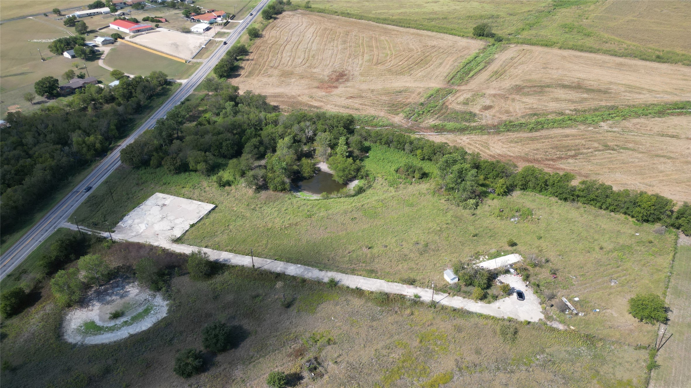 1012 East Fm 93 Road Temple, TX 76502 - Photo 11 of 40