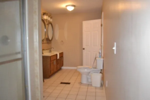 $159,900 | 218 East Lake Avenue, Celina, TN 38551