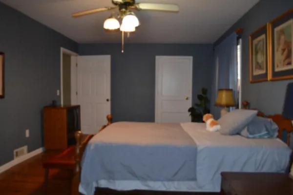 $159,900 | 218 East Lake Avenue, Celina, TN 38551