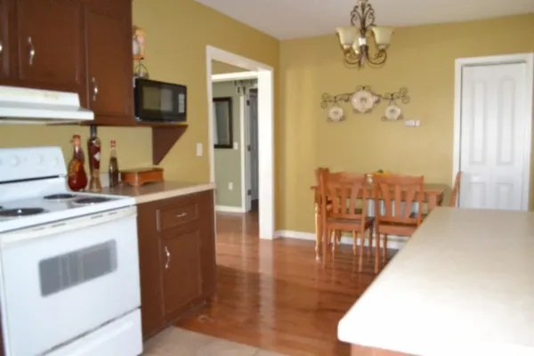 $159,900 | 218 East Lake Avenue, Celina, TN 38551