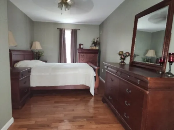 $159,900 | 218 East Lake Avenue, Celina, TN 38551