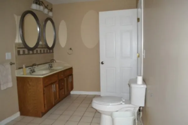 $159,900 | 218 East Lake Avenue, Celina, TN 38551