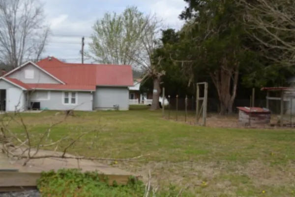 $159,900 | 218 East Lake Avenue, Celina, TN 38551