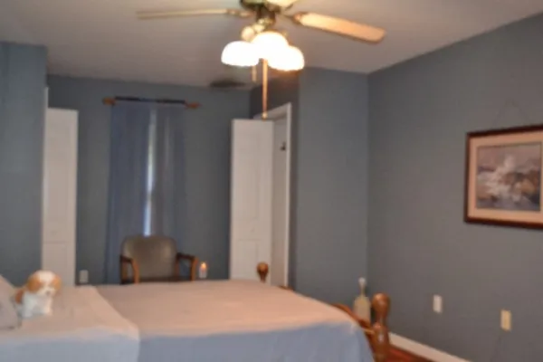 $159,900 | 218 East Lake Avenue, Celina, TN 38551