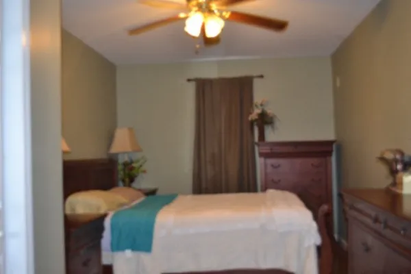 $159,900 | 218 East Lake Avenue, Celina, TN 38551