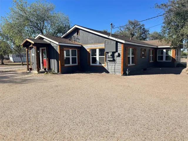 $299,000 | 169 County Road 117, Alice, TX 78332
