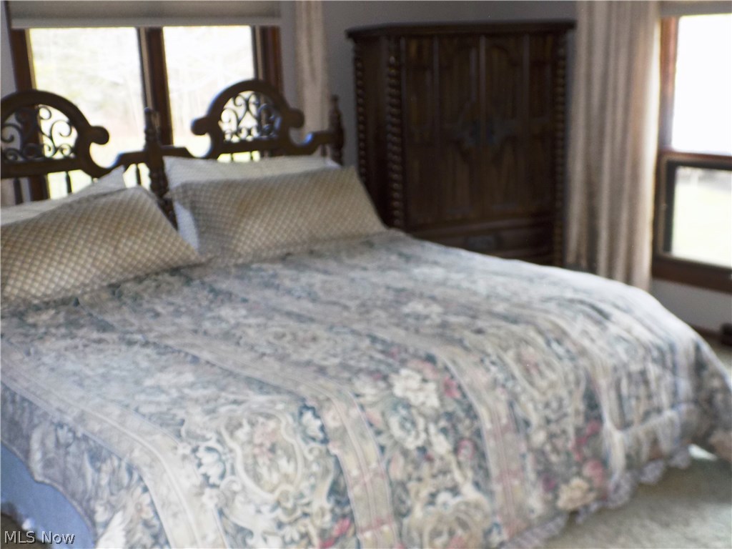 7676 Diagonal Road Kent, OH 44240 - Photo 23 of 35 Huge master bedroom at rear of house with plenty of widows!