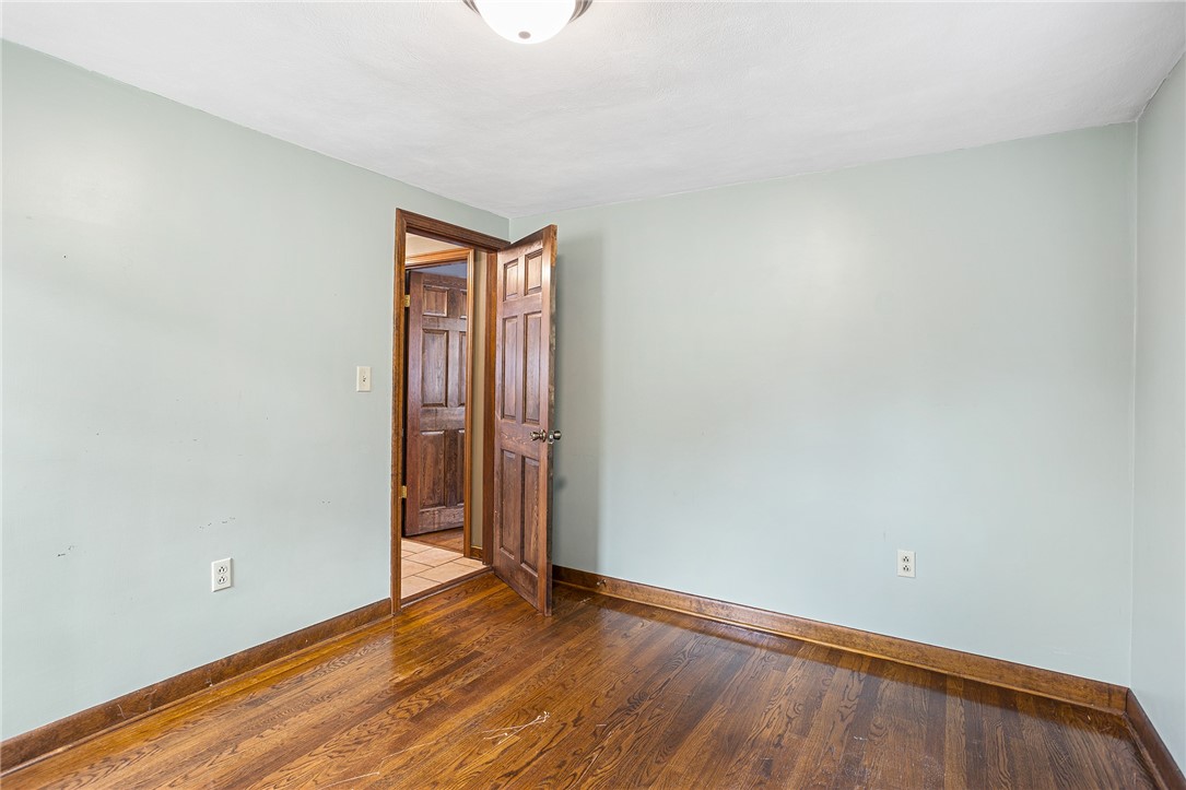 76 Fall Street Woonsocket, RI 02895 - Photo 12 of 28