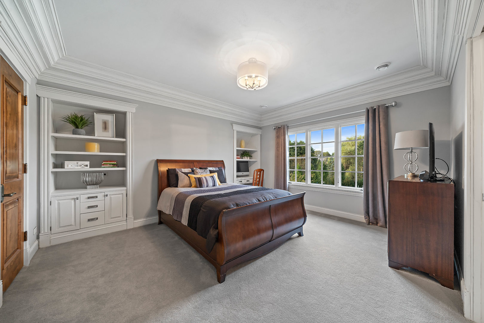 36W516 Hunters Gate Road St. Charles, IL 60175 - Photo 36 of 47 a spacious bedroom with a bed and a window