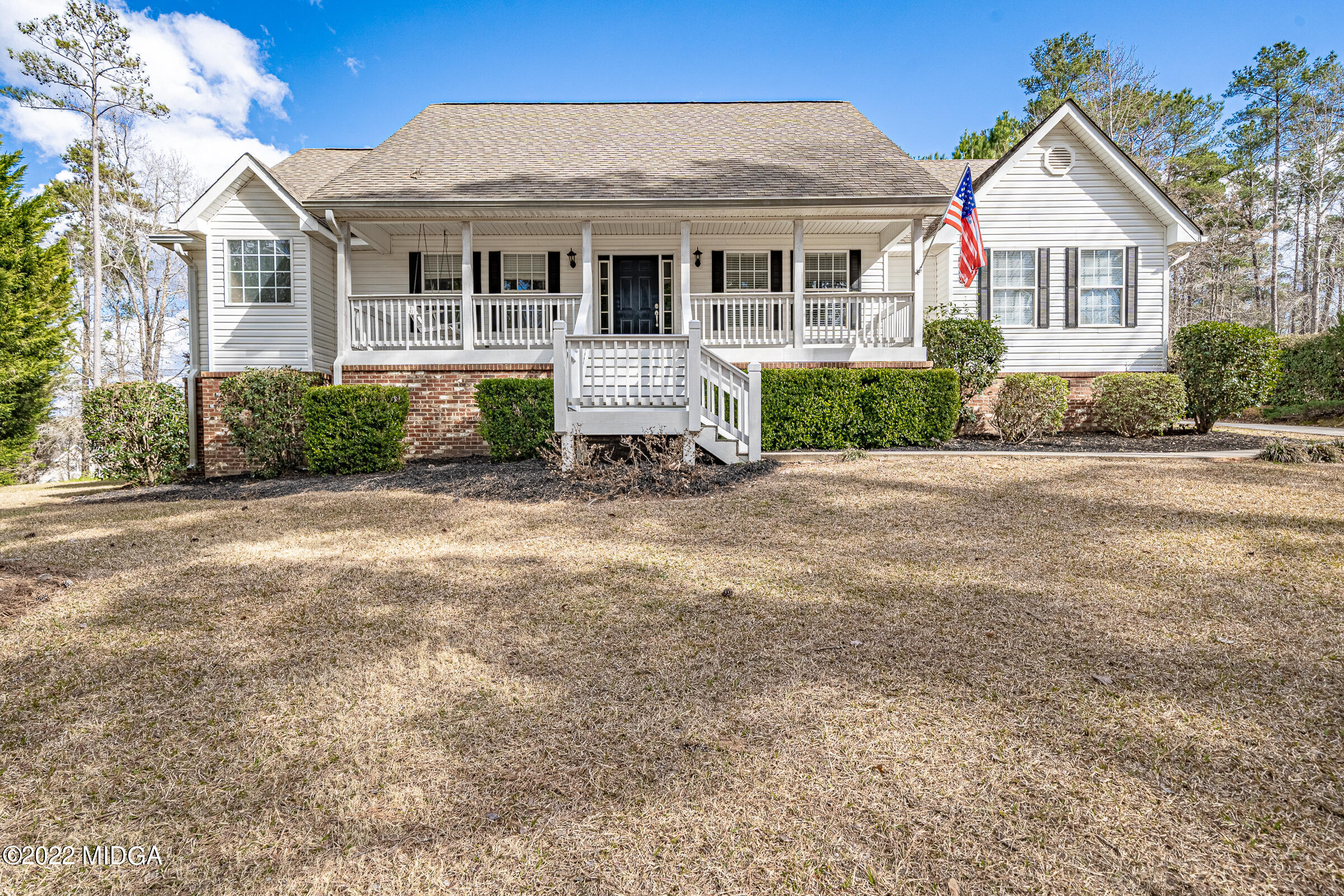 245 Lite-N-Tie Road Gray, GA 31032 - Photo 1 of 29 front view of a house with a yard