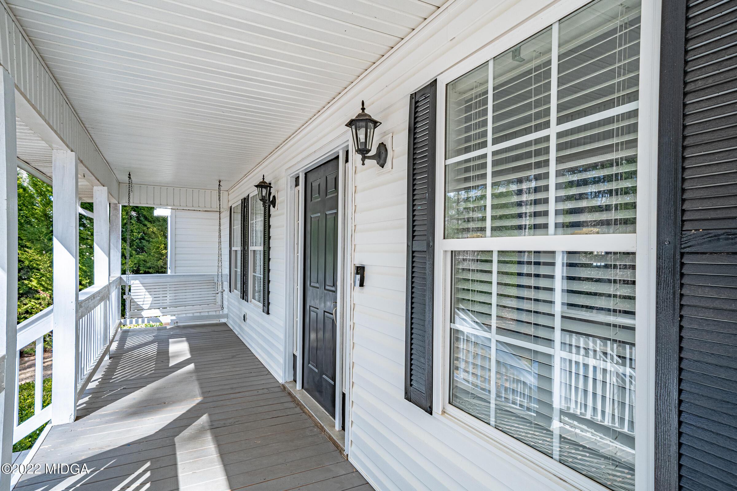 245 Lite-N-Tie Road Gray, GA 31032 - Photo 4 of 29 a view of a balcony