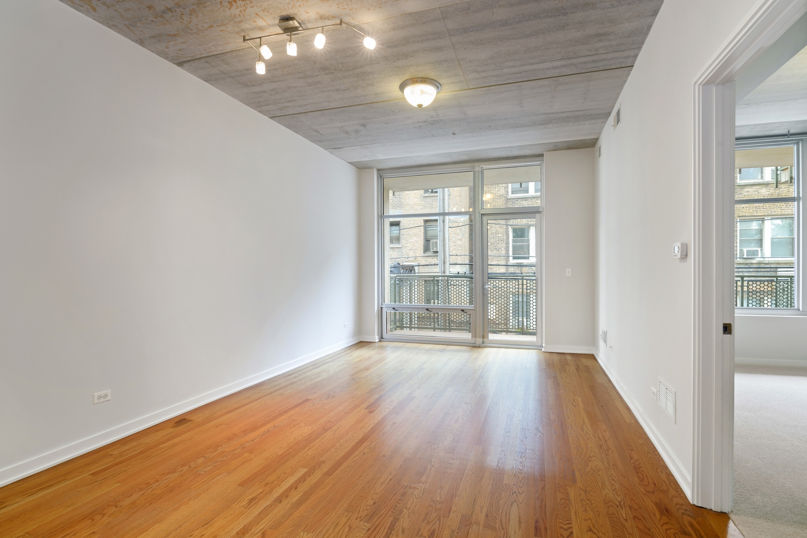5430 North Sheridan Road, Unit 304 Chicago, IL 60640 - Photo 4 of 14