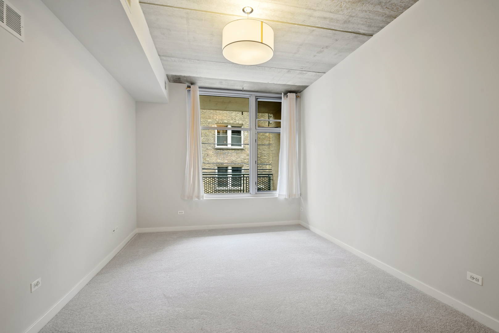 5430 North Sheridan Road, Unit 304 Chicago, IL 60640 - Photo 8 of 14